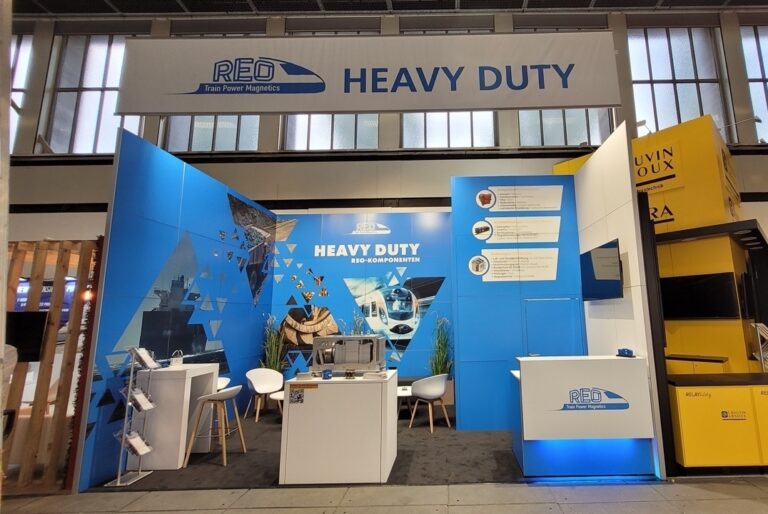 Inauguración oficial del stand en InnoTrans